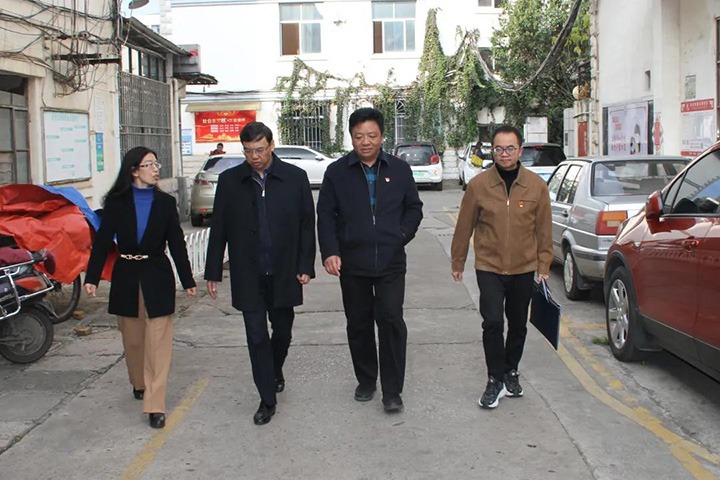 云煤（yl6809永利）集团党委副书记、总经理高建嵩到恒通煤业公司发展春节送温暖慰问活动