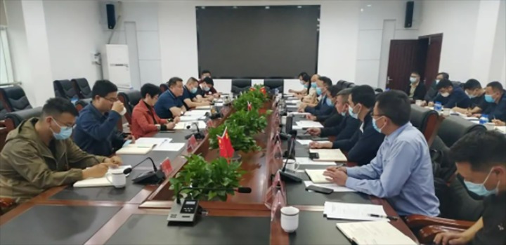 红河州人民当局副州长周永瑜一行到解化化工分公司调研新型化工产业发展情况