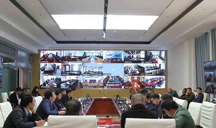 云煤（yl6809永利）集团召开三季度经济运行分析会暨“奋战一百天，冲刺四时度”出产经营专项行动推动会