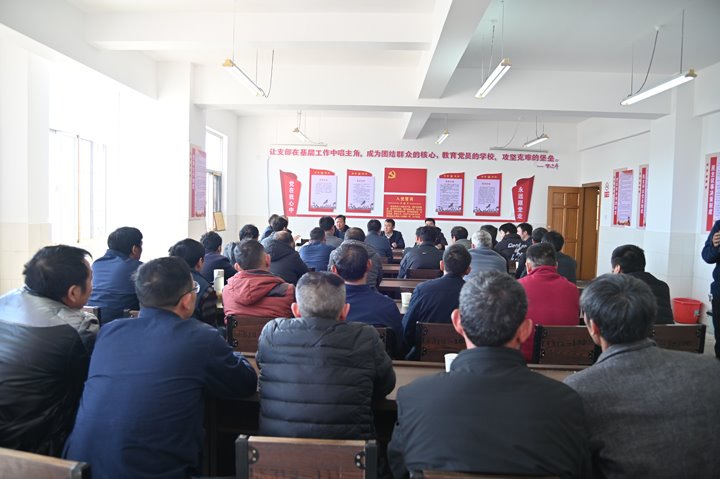 陆东煤矿多措并举发展“4.15”全民国度安全教育日宣传活动